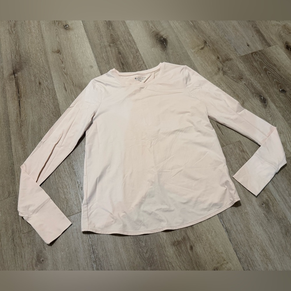 Athleta Sun Shirt with open back